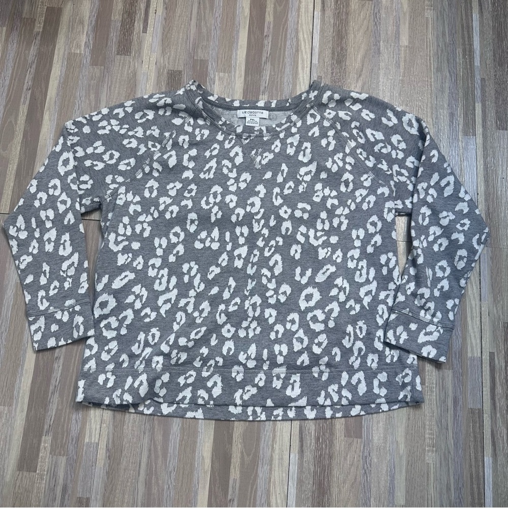 Liz Claiborne Gray and White Animal Print Sweatshirt Women’s XL Petite